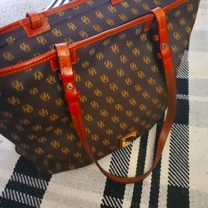Dooney and Bourke Large Zippered Tote